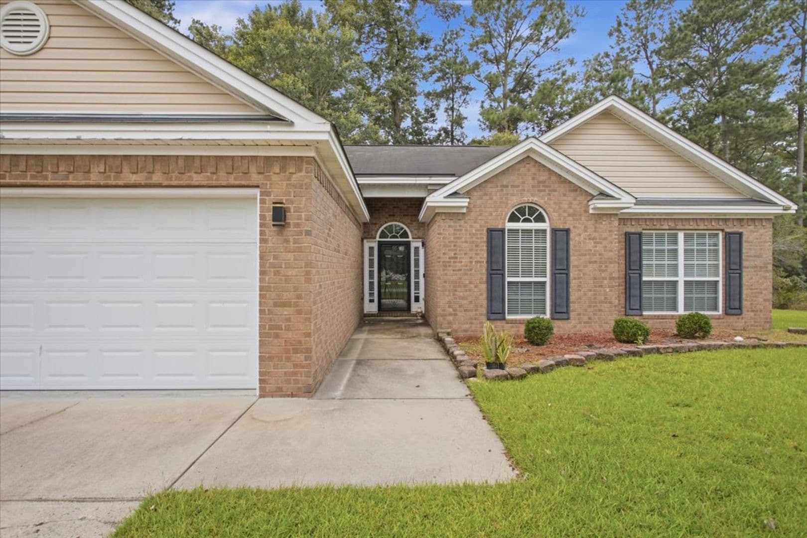 Savannah House: 19 Montero Dr.