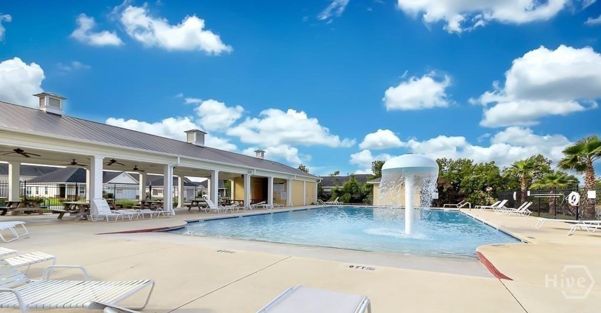 Richmond Hill House: 825 Canyon Oak Loop