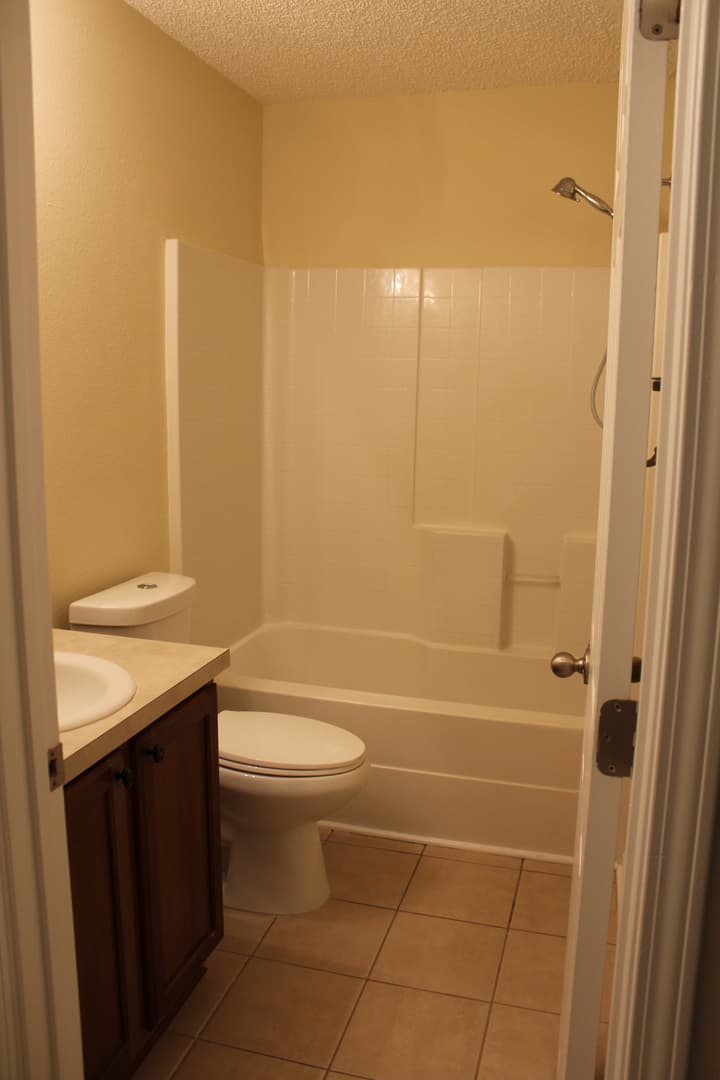Richmond Hill House: 485 Canyon Oak Loop