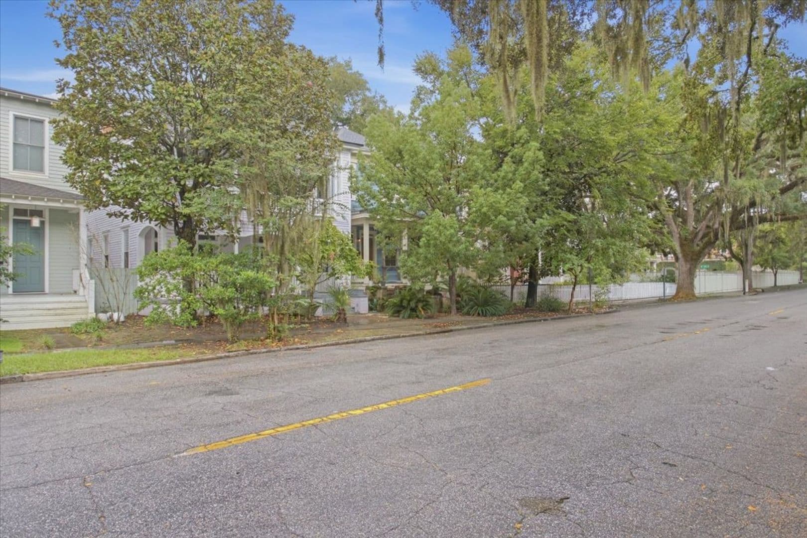 Savannah House: 1914 Barnard St. Unit A