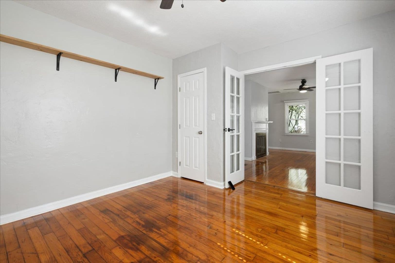 Savannah House: 1702 E 41st St.