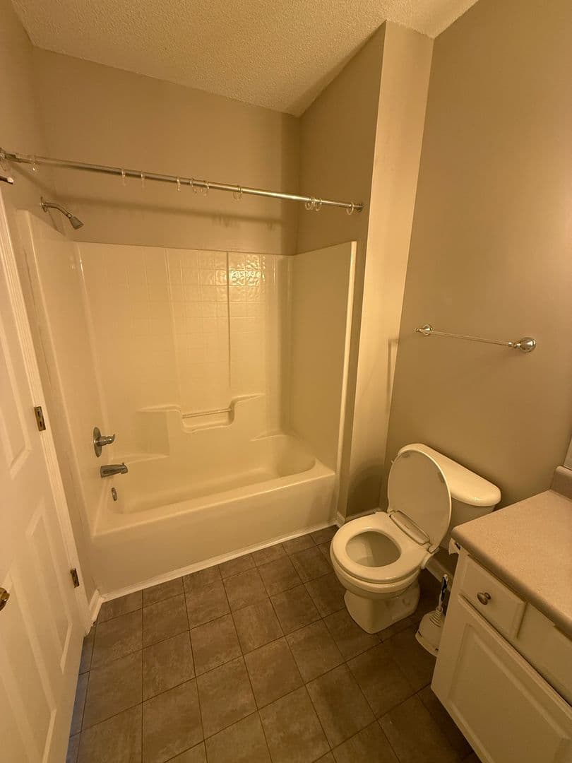 Savannah House: 9201 Walden Park Drive