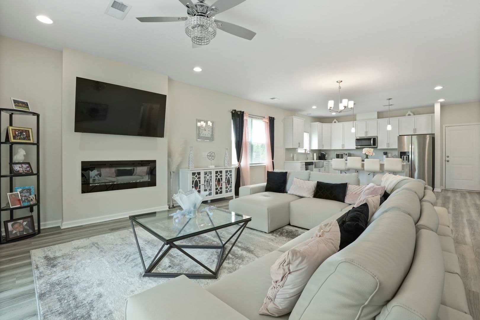 Richmond Hill House: 117 Mettler Loop