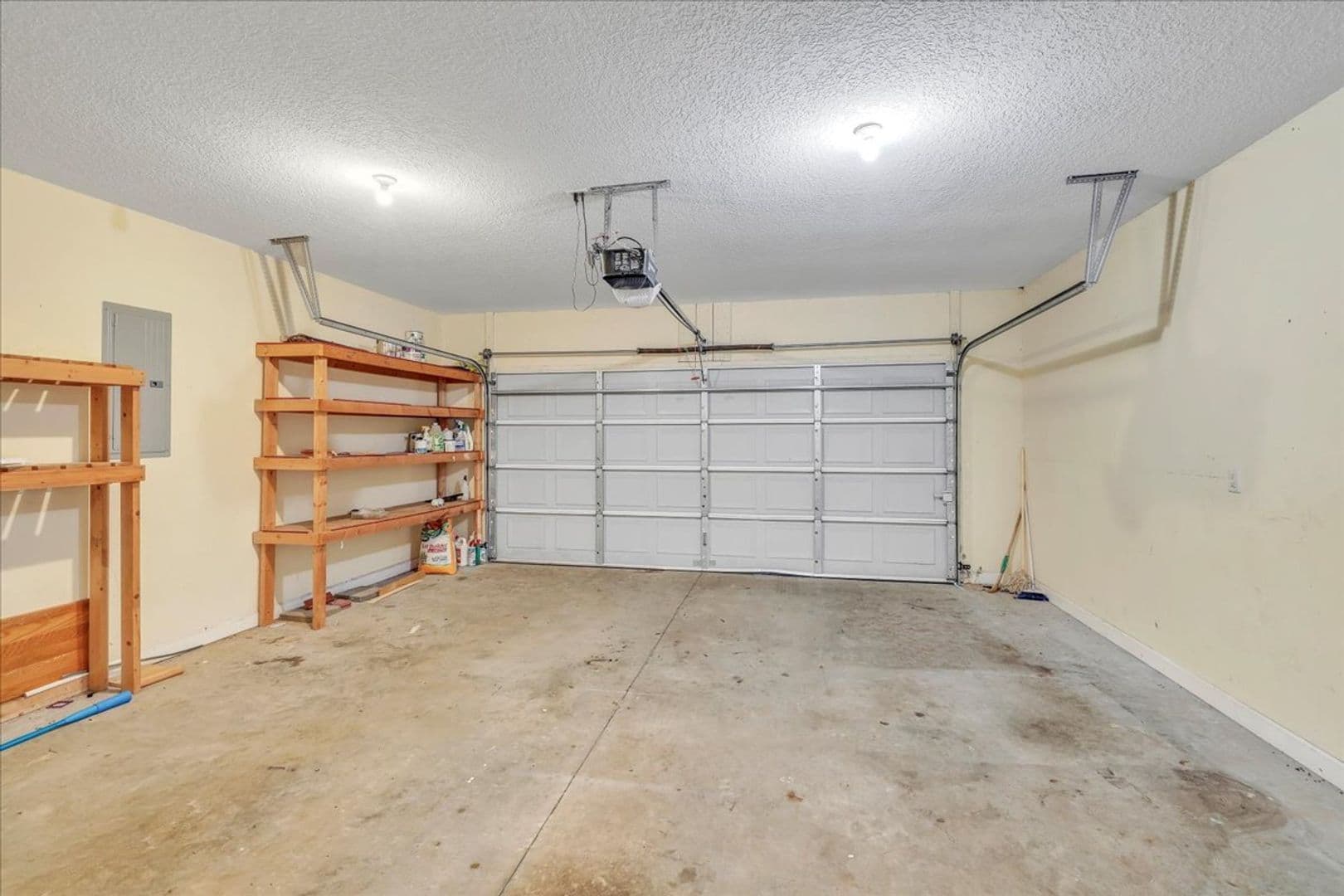 Richmond Hill House: 256 Savannah Lane