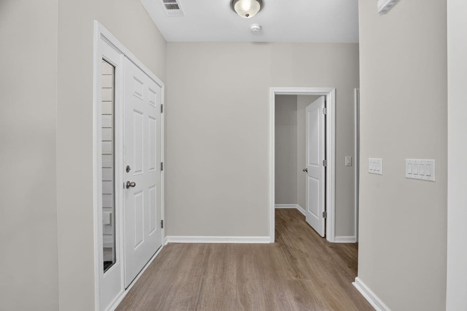 Richmond Hill House: 14 Lower Creek Drive