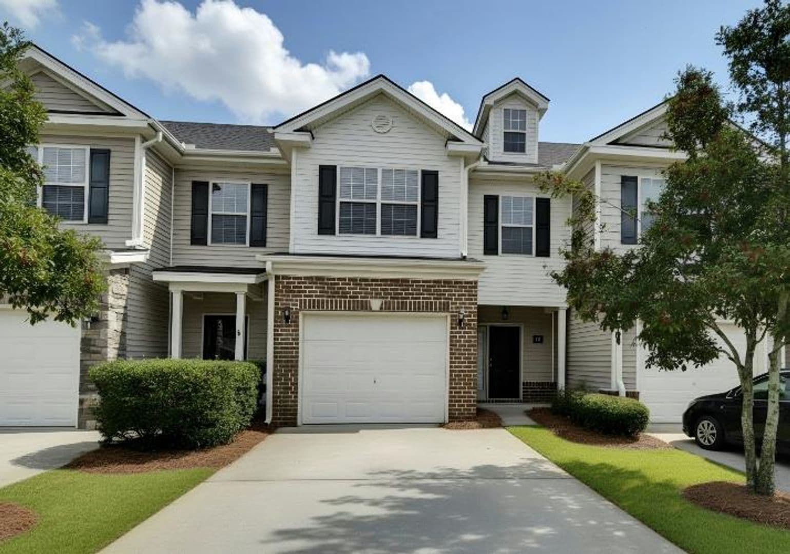 Richmond Hill Apartment: 485 Canyon Oak Loop