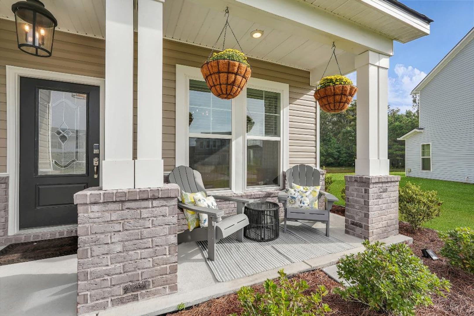 Savannah House: 24 Headlands Ct.