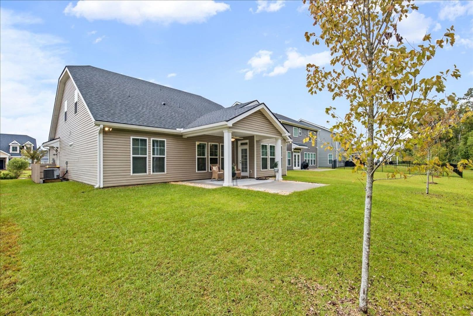Pooler House: 116 Como Dr.
