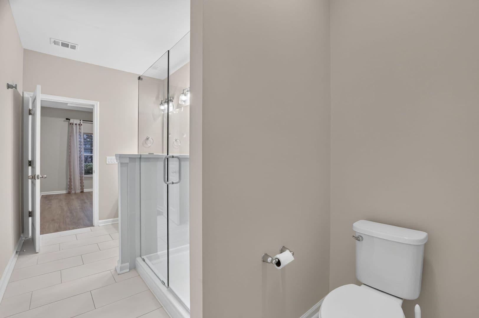 Richmond Hill House: 14 Lower Creek Drive