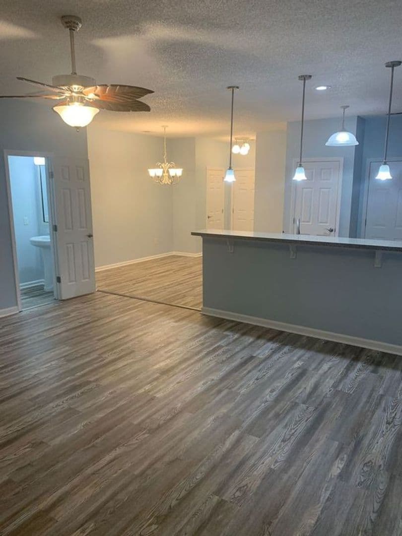 Richmond Hill House: 1090 Canyon Oak Loop