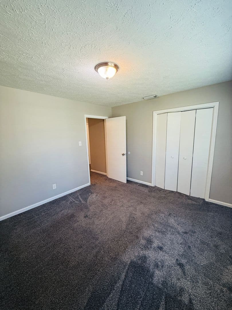 Savannah House: 2 Peach Ct.