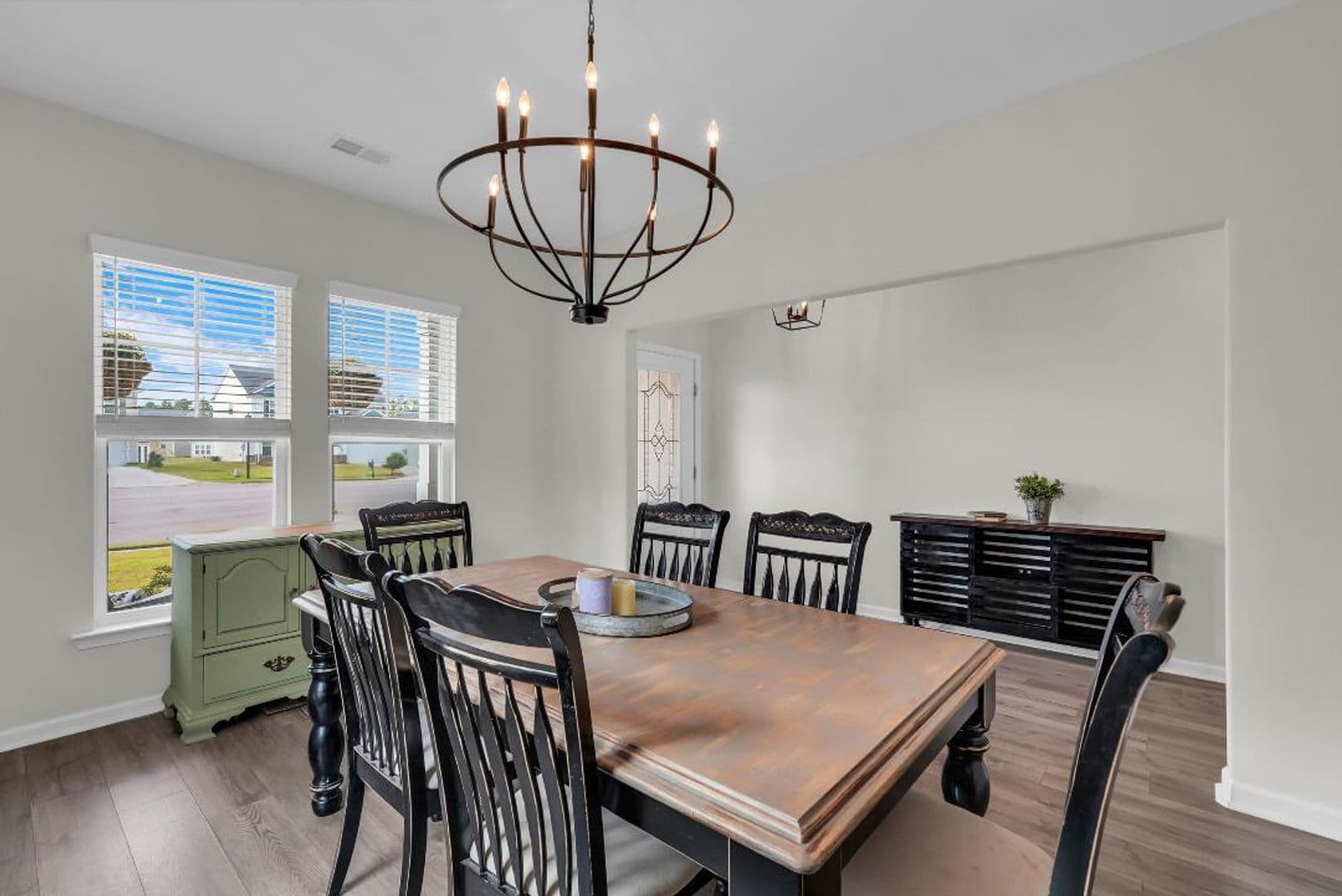 Savannah House: 24 Headlands Ct.