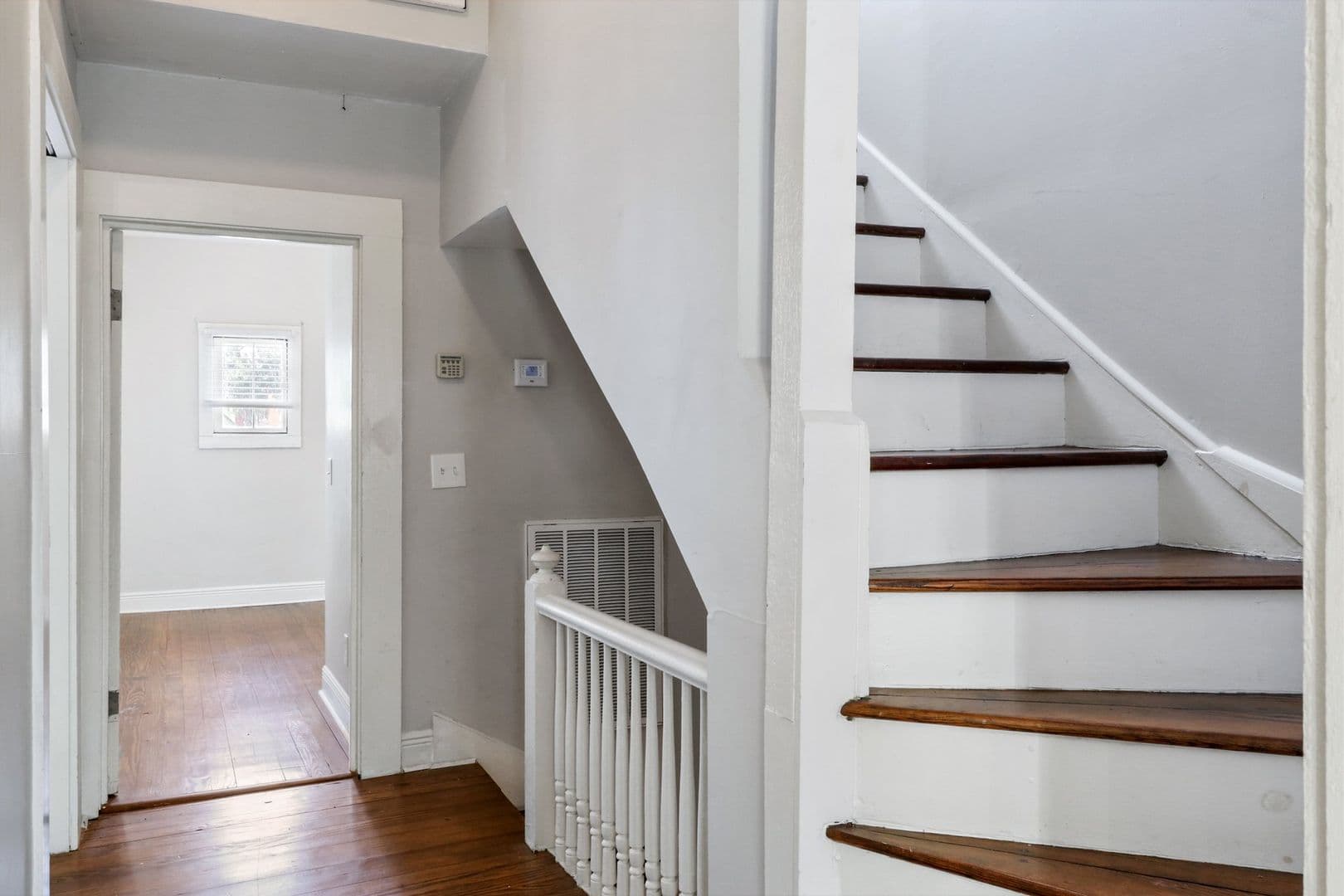 Savannah House: 1312 Lincoln St.