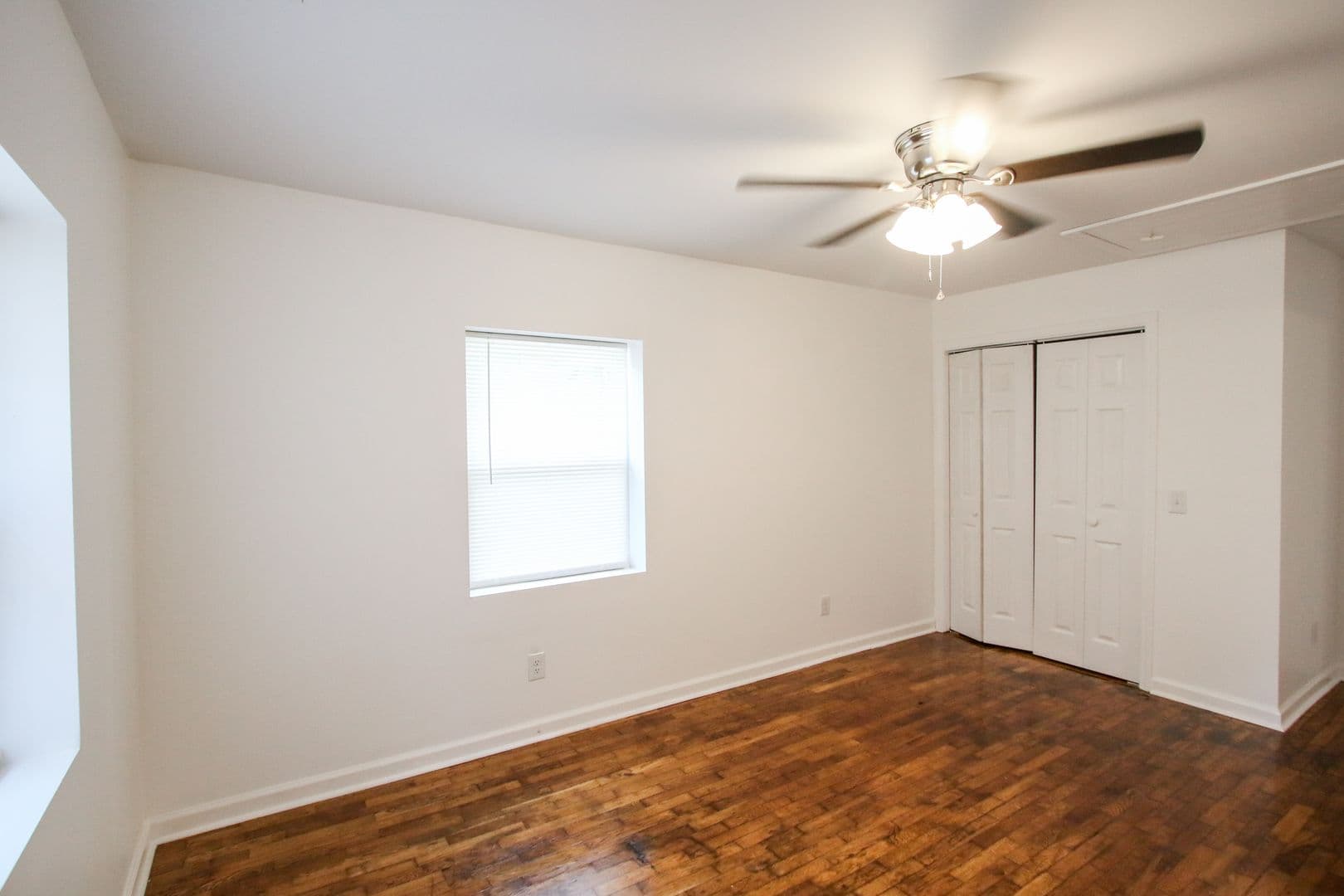 Savannah Apartment: 1904 E 51St St Unit C