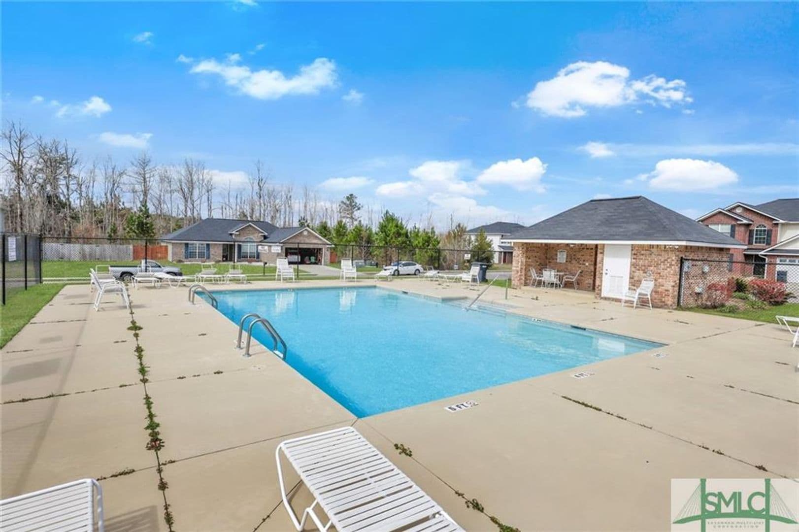 Midway House: 26 Kinlock Ct.