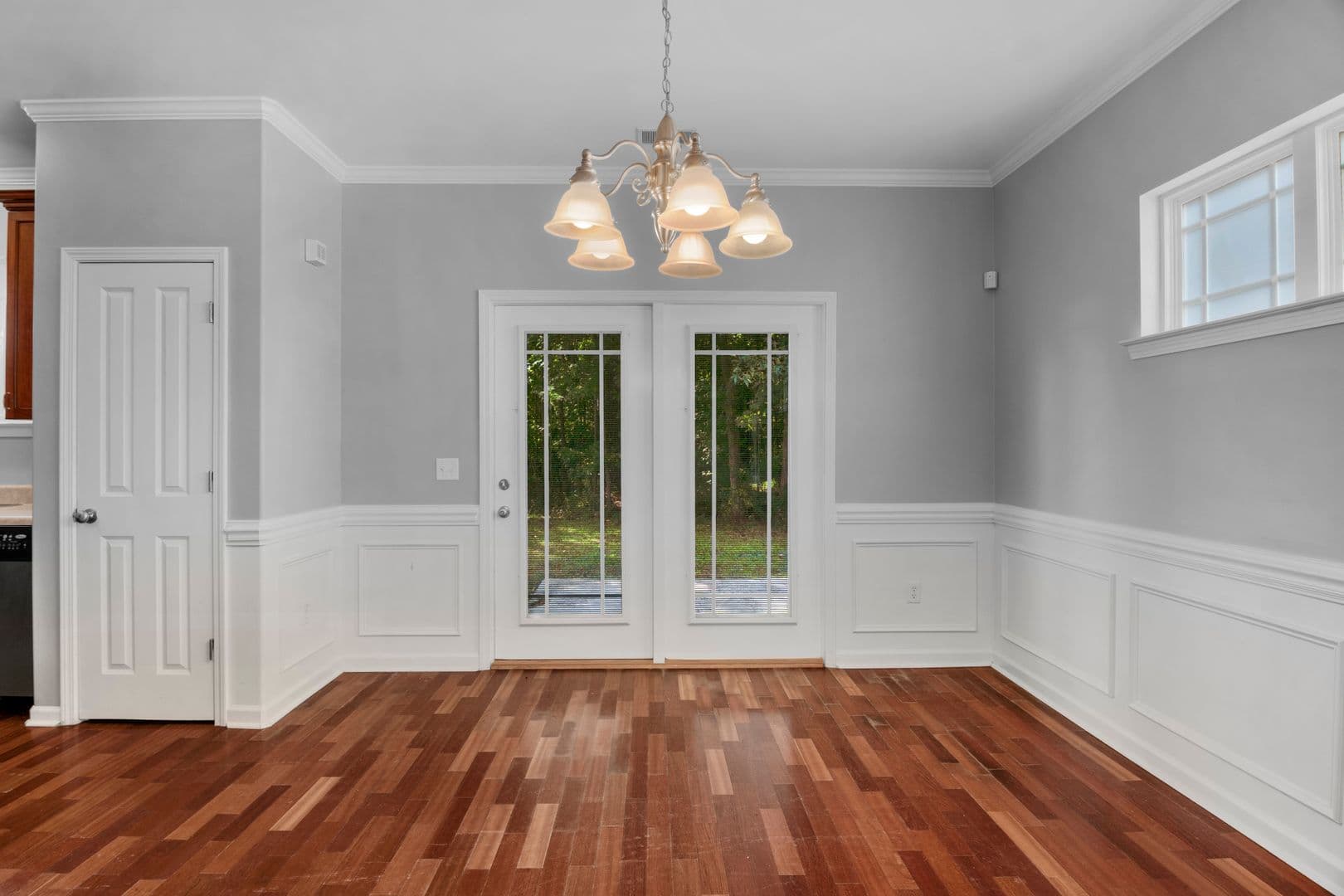 Richmond Hill House: 690 Summer Hill Way