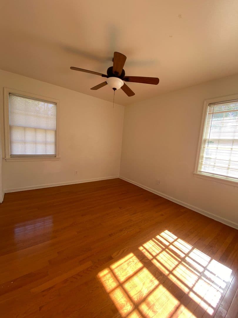 Savannah House: 28 Thackery Place Unit 3