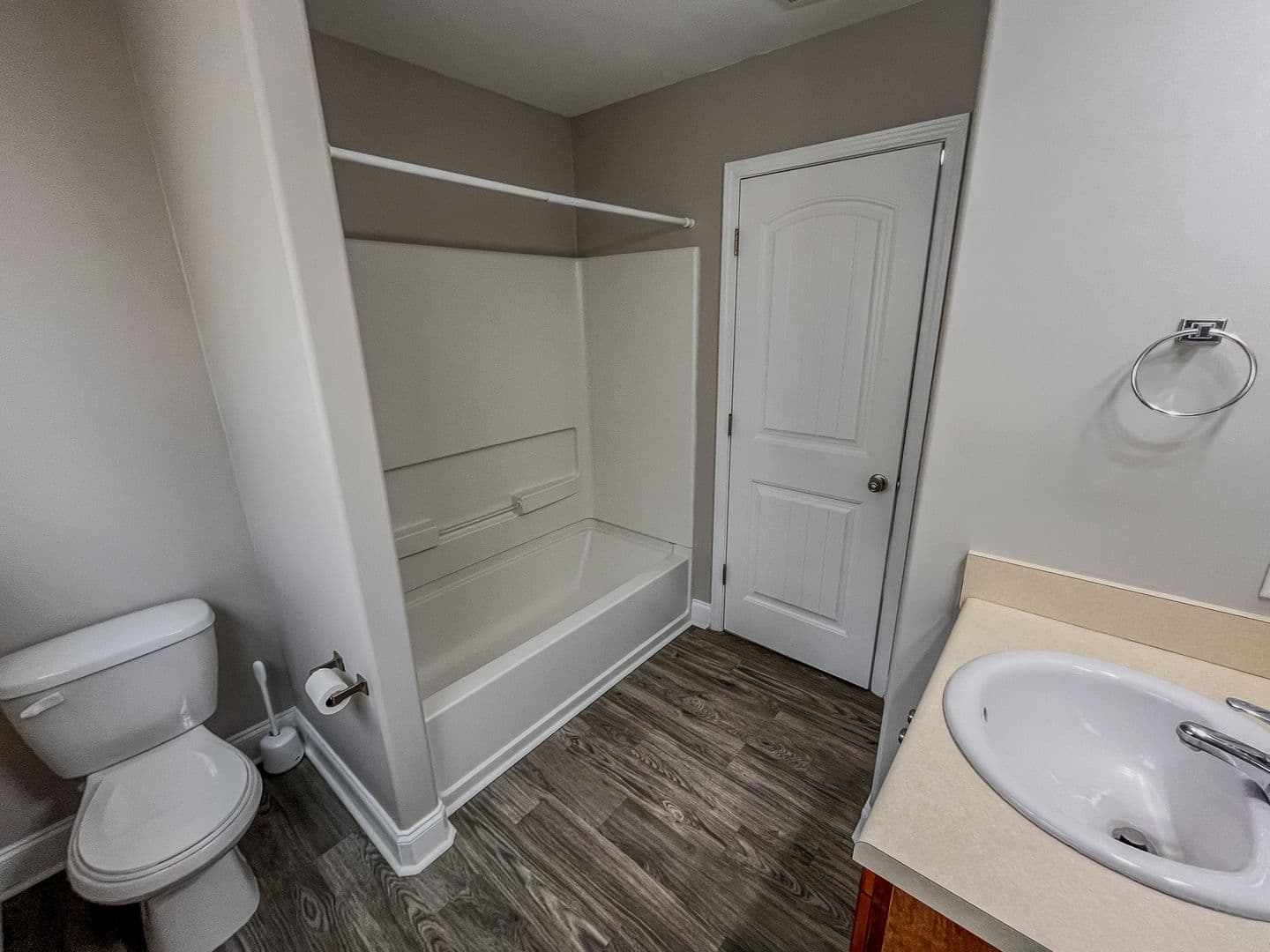 Savannah House: 18 Ristona Drive