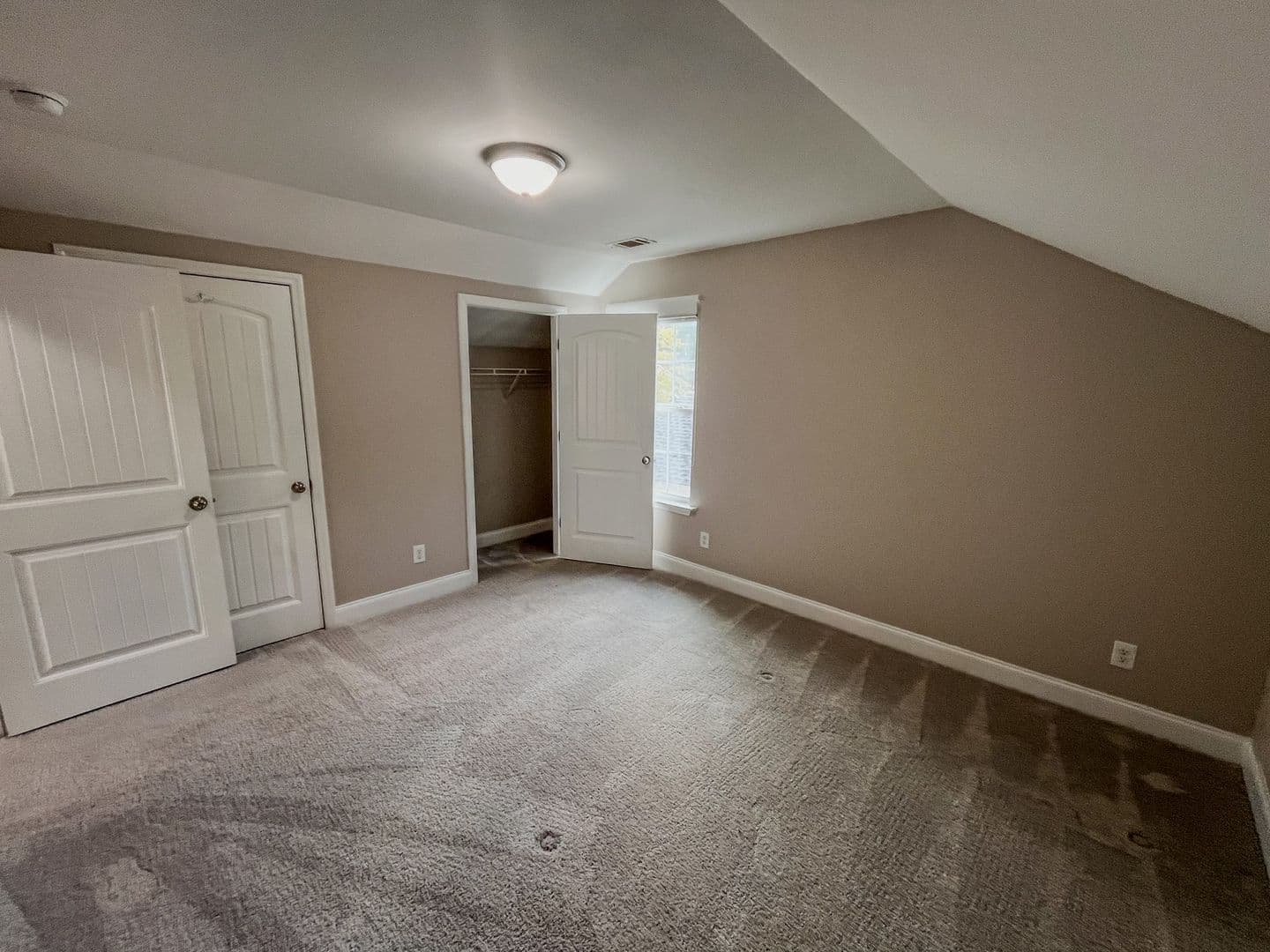 Savannah House: 18 Ristona Drive