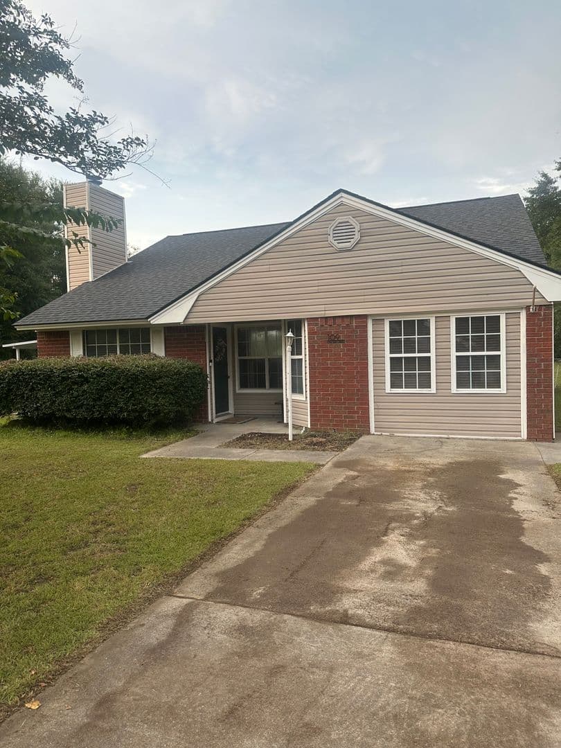 Rincon House: 109 Live Oak Circle