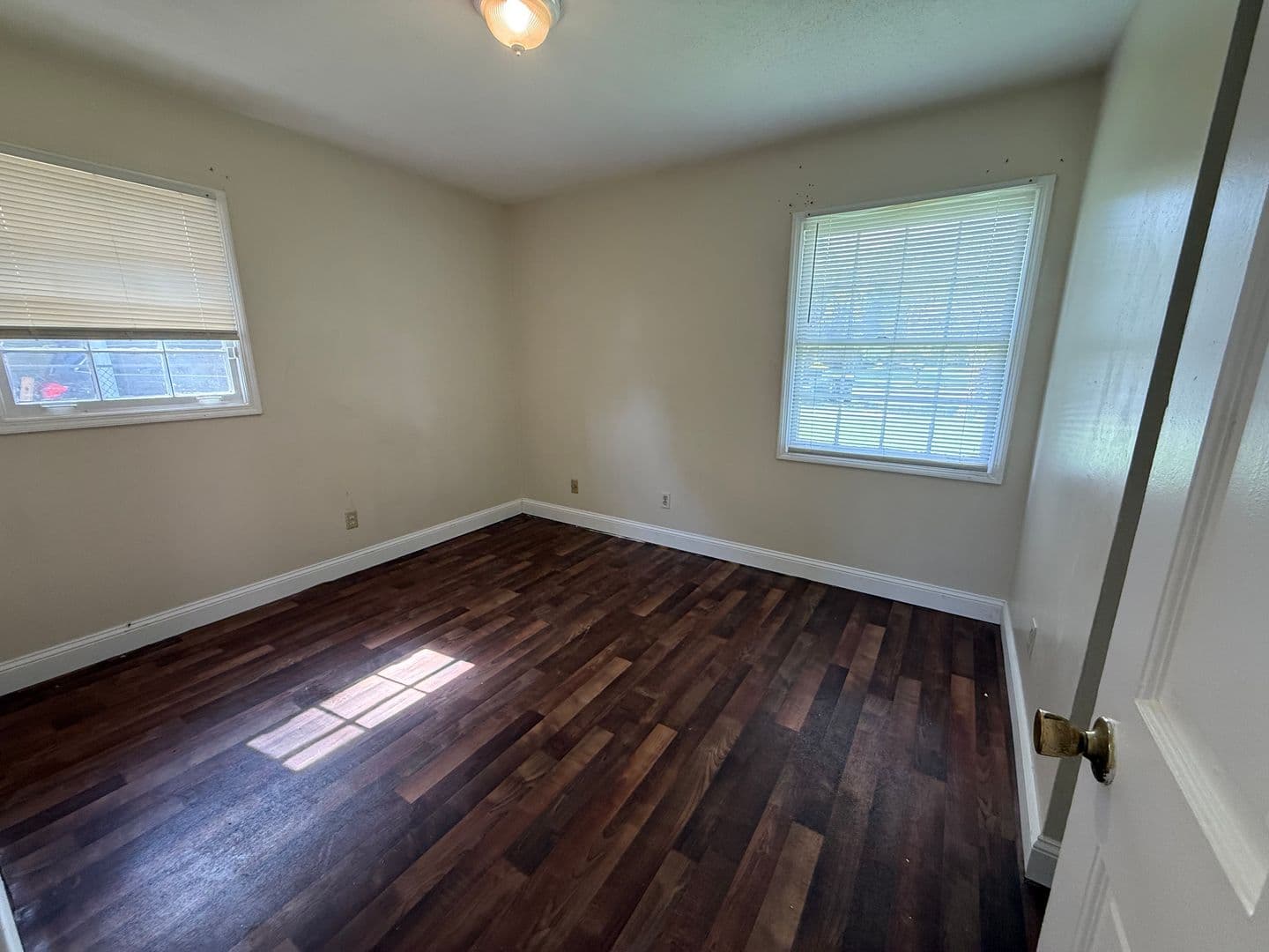 Savannah House: 1420 Claremont Circle