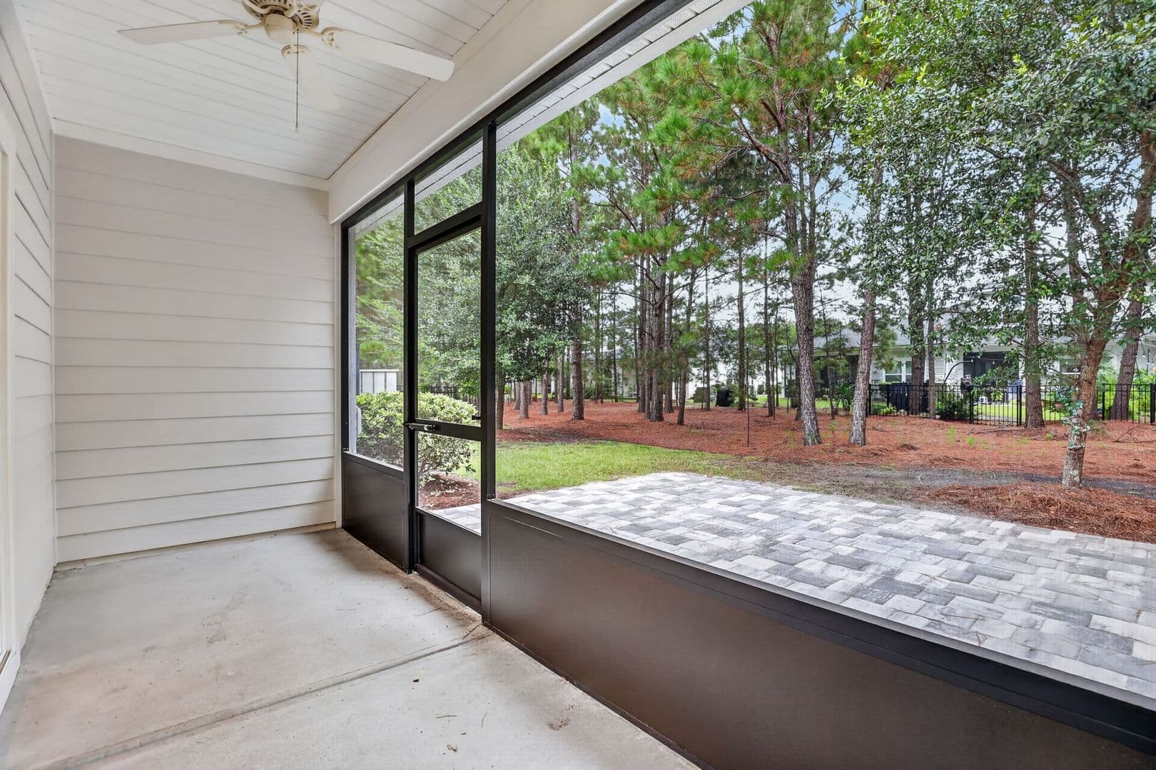 Richmond Hill House: 14 Lower Creek Drive