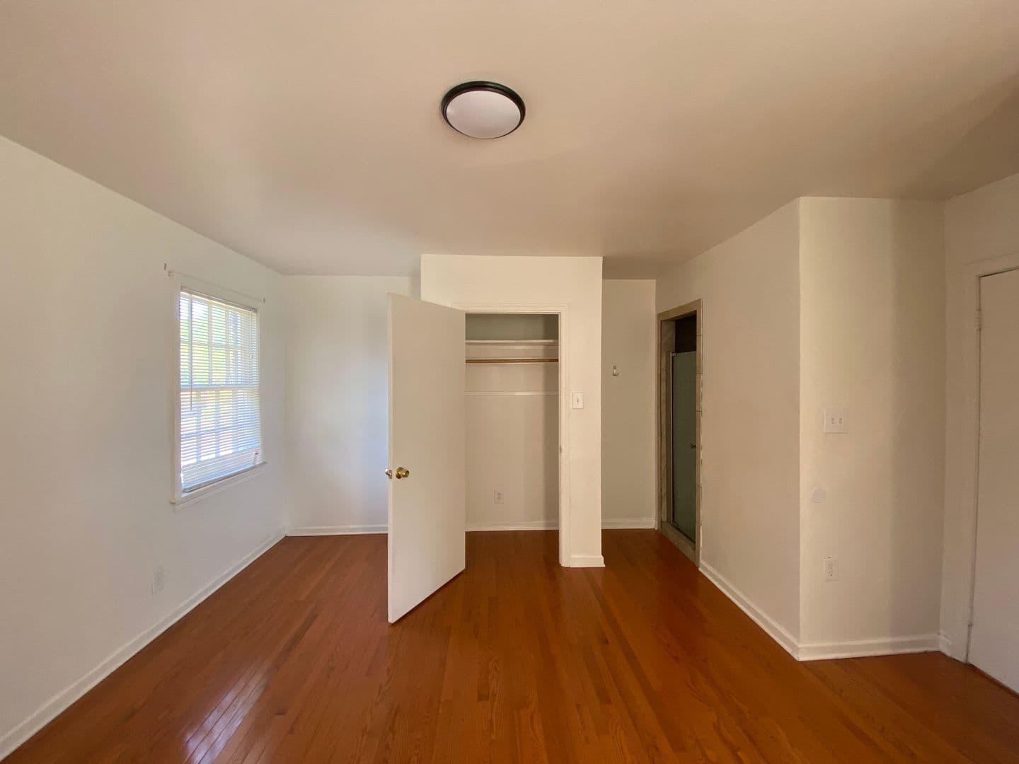 Savannah House: 28 Thackery Place Unit 3