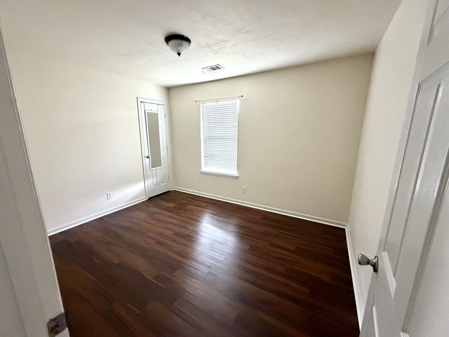 Savannah House: 212 Finn Circle