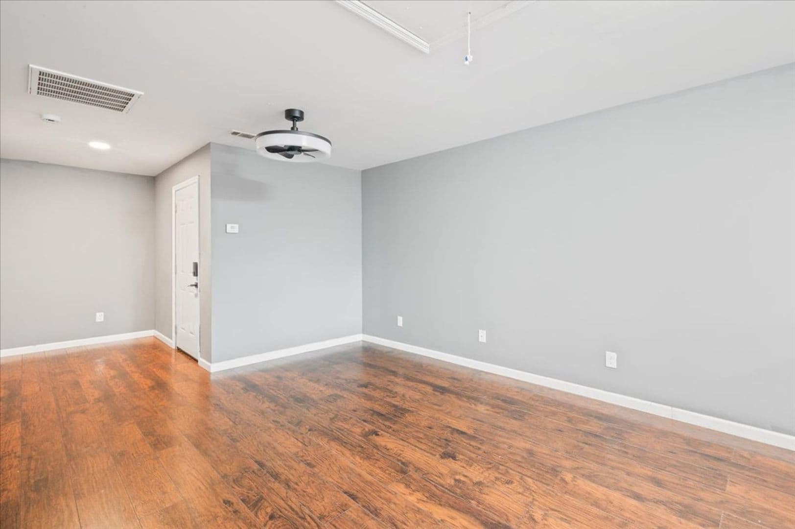 Savannah House: 2120 Krenson St.