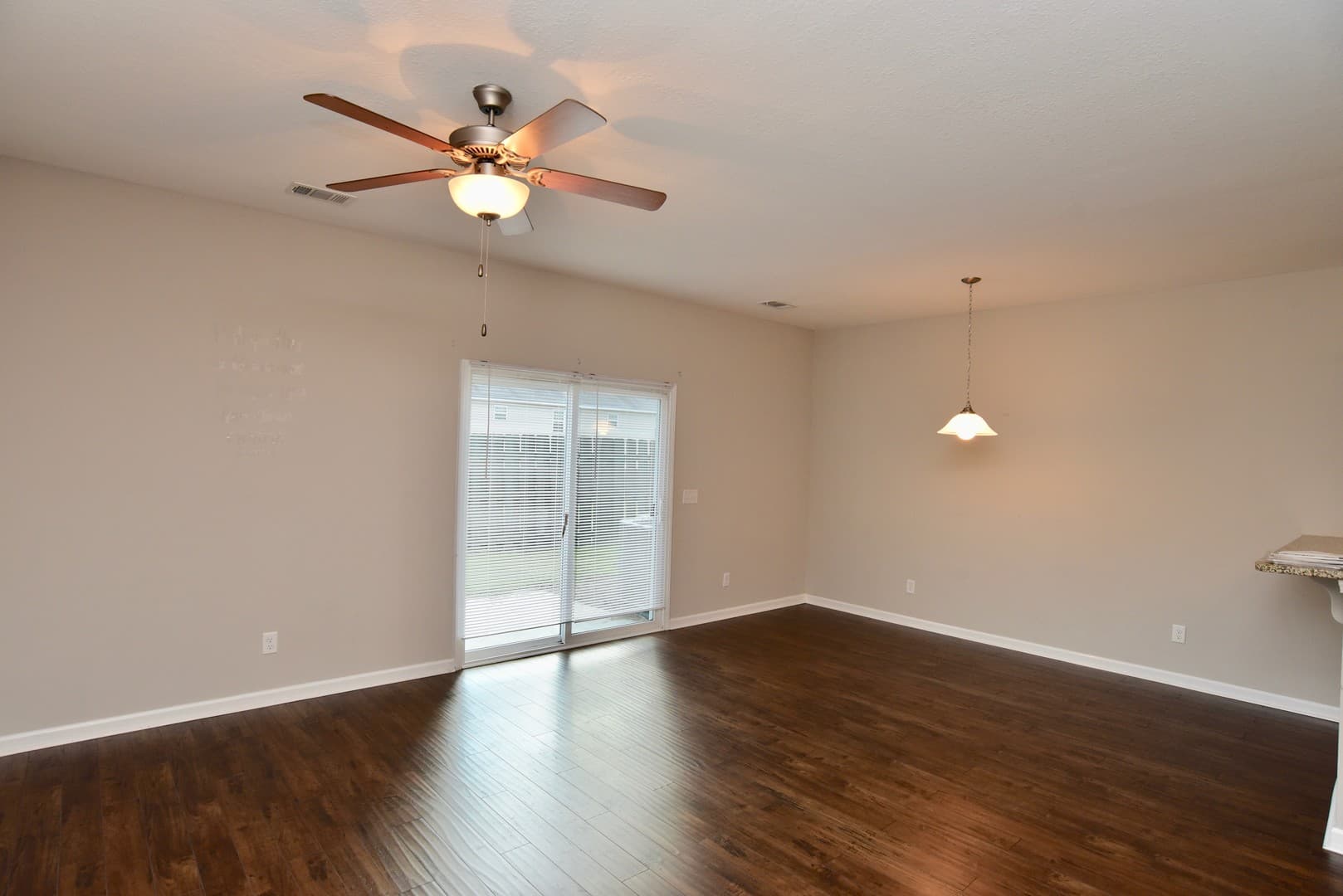 Richmond Hill Townhome: 45 Walker Court