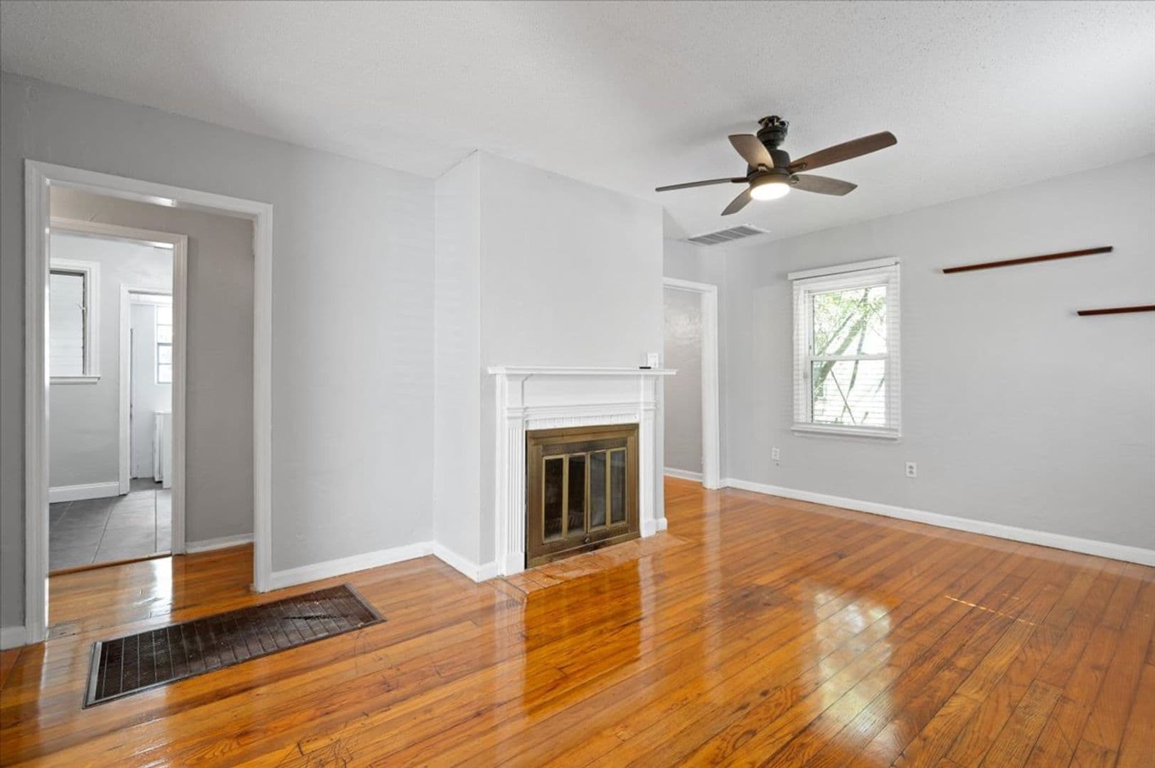 Savannah House: 1702 E 41st St.