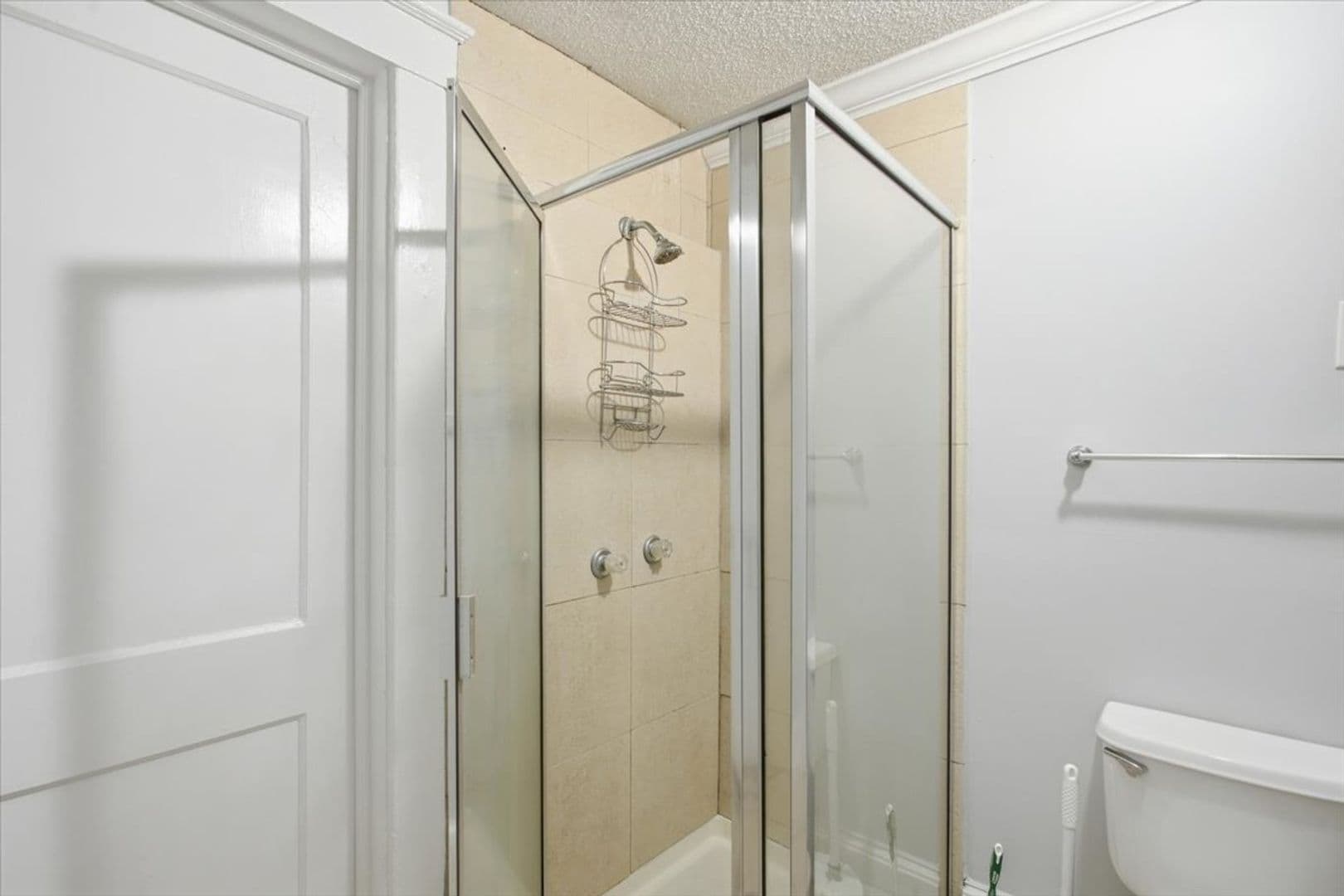 Savannah House: 1914 Barnard St. Unit A