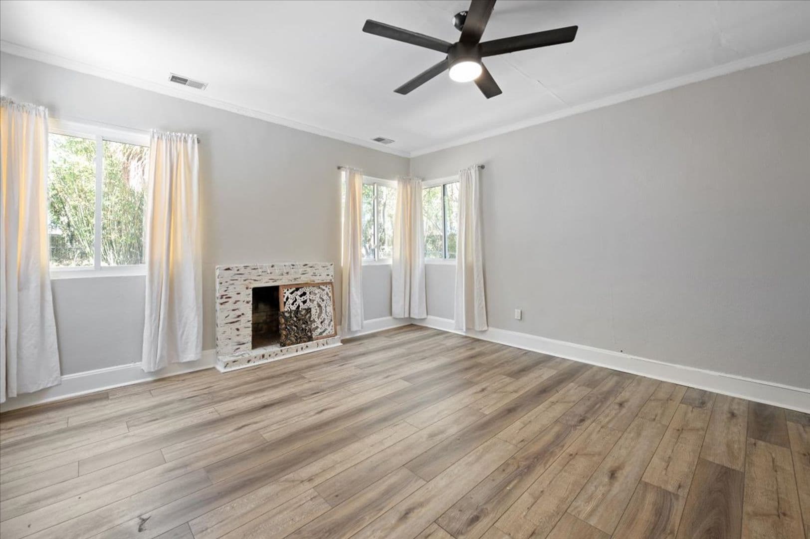Savannah House: 1702 E 41st St.