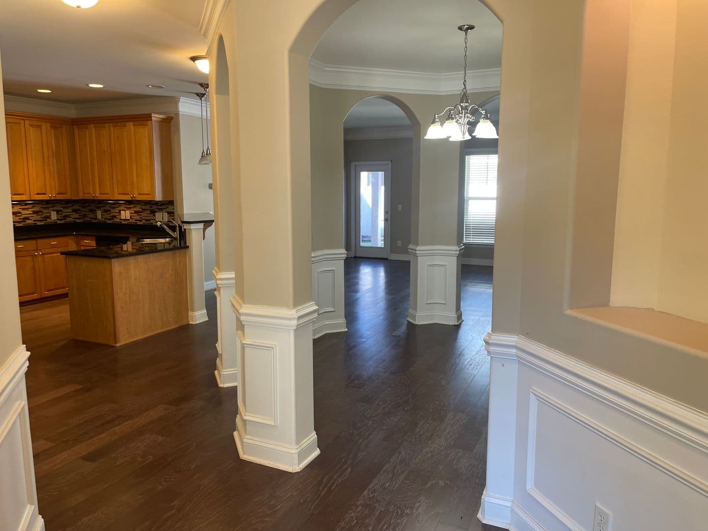 Pooler House: 253 Durham Parkway