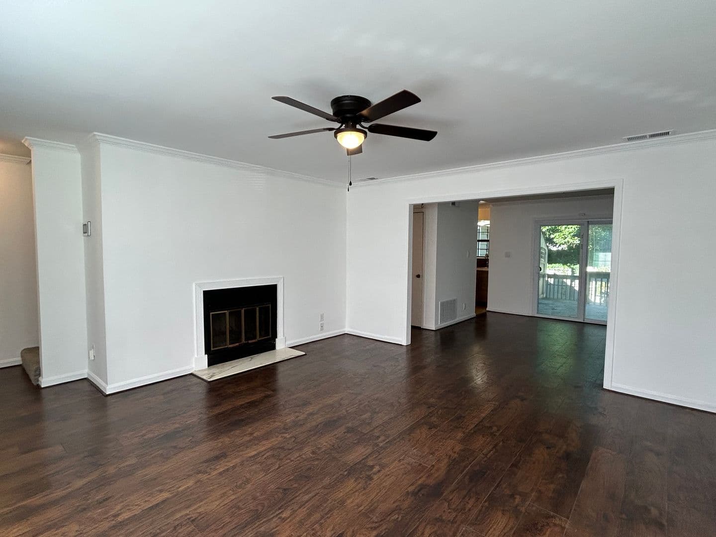 Savannah House: 66 Hidden Lake Ct.