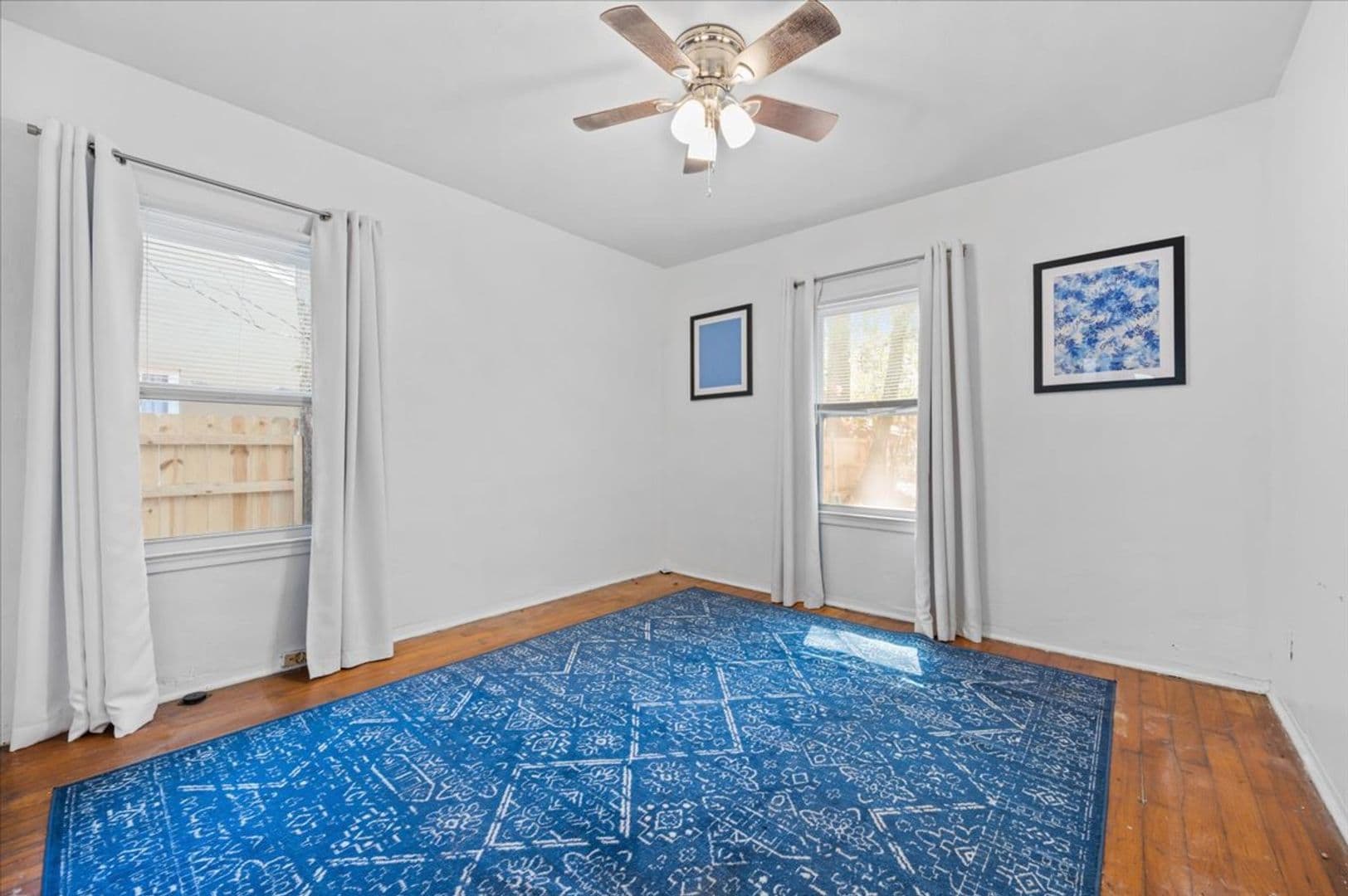 Savannah House: 1319 East 53rd St.