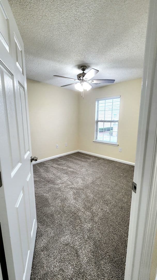Richmond Hill House: 485 Canyon Oak Loop
