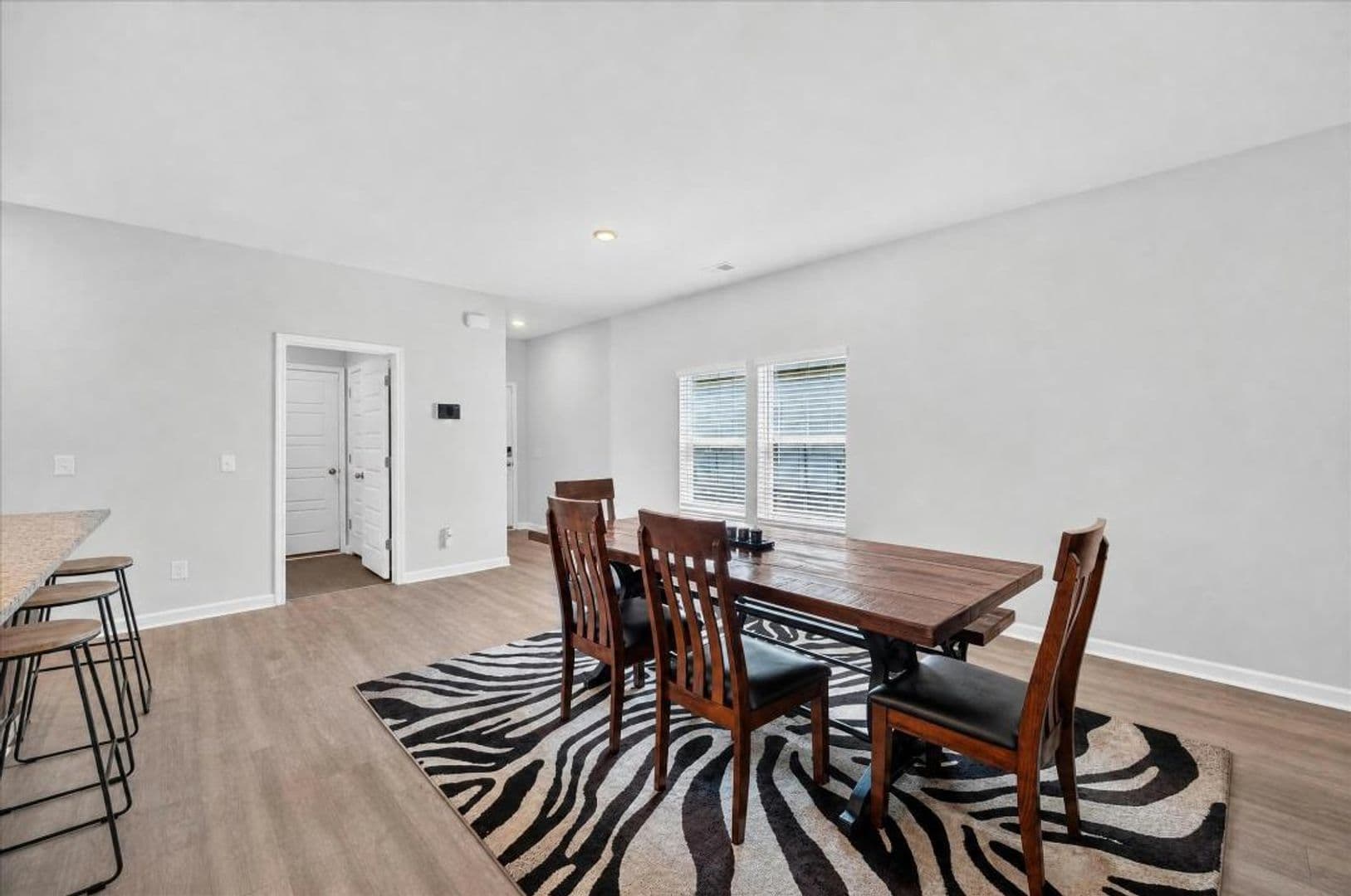 Rincon House: 291 Lilian St.