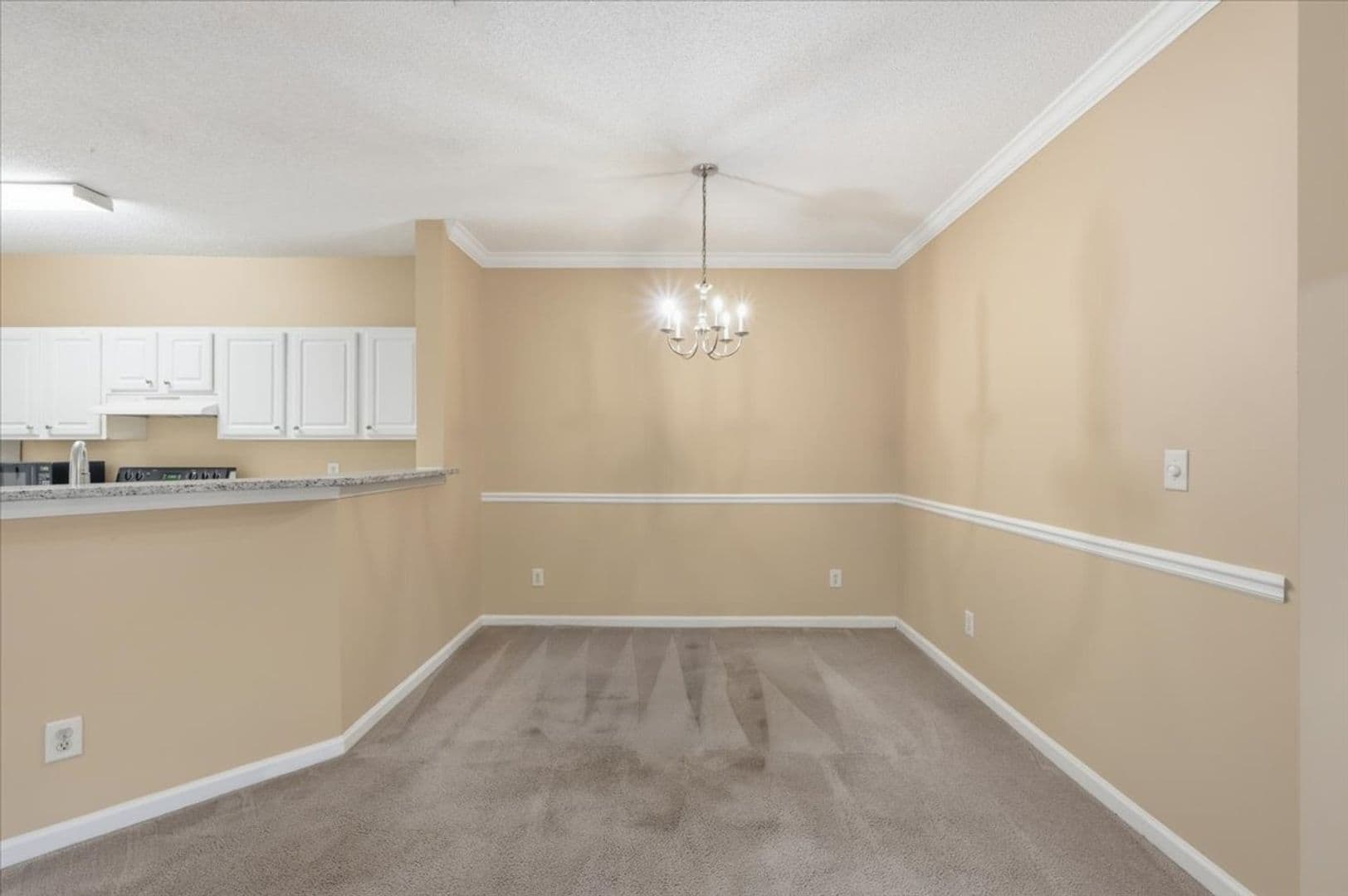 Savannah House: 1202 Walden Park Dr.