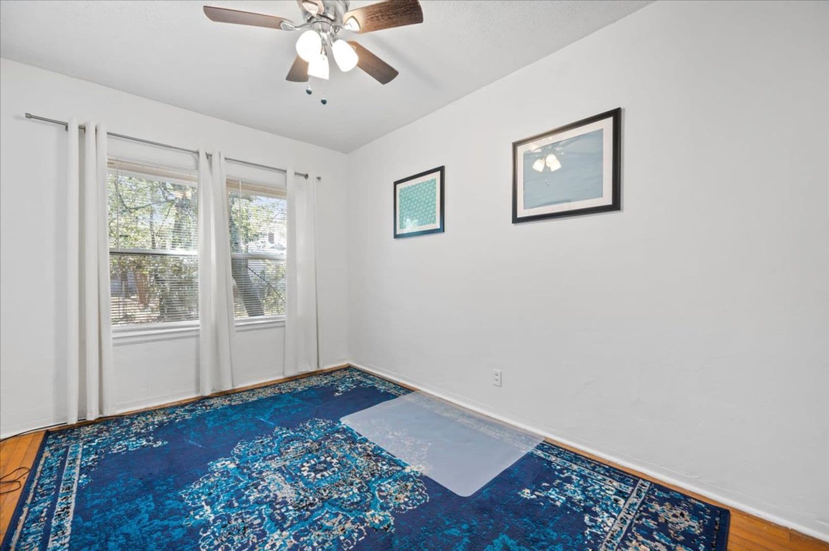 Savannah House: 1319 East 53rd St.