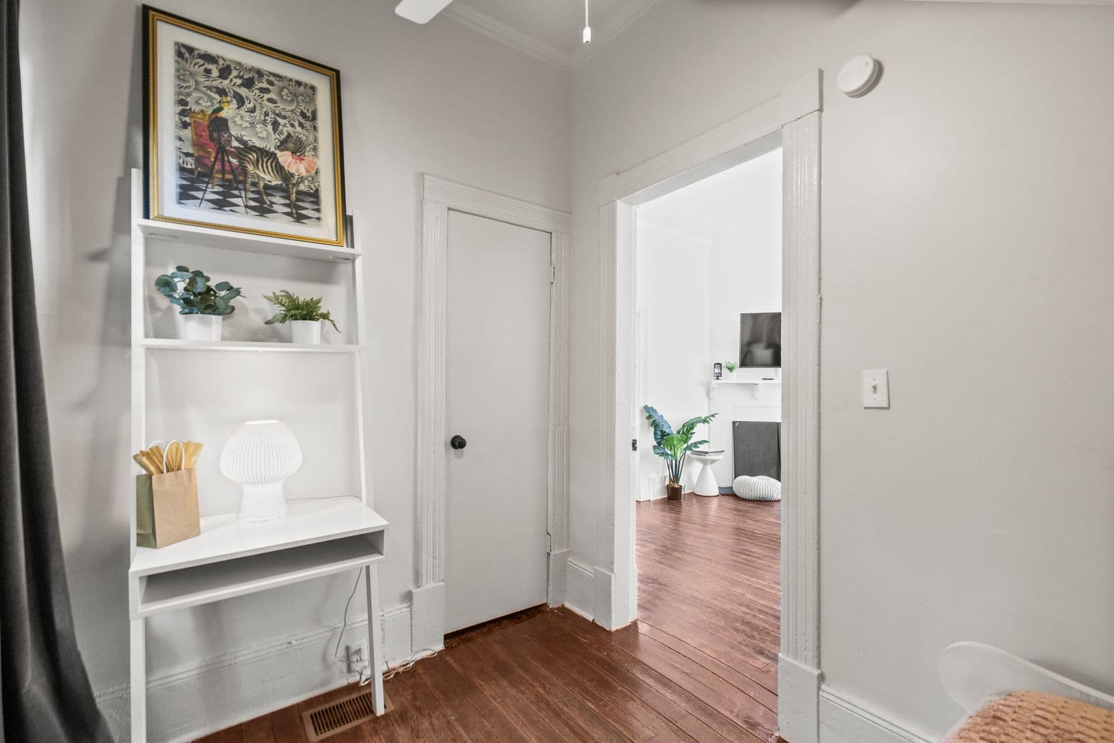 Savannah House: 1212 Price A