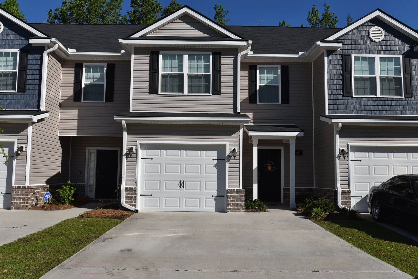 Richmond Hill House: 411 Ferguson Ln.