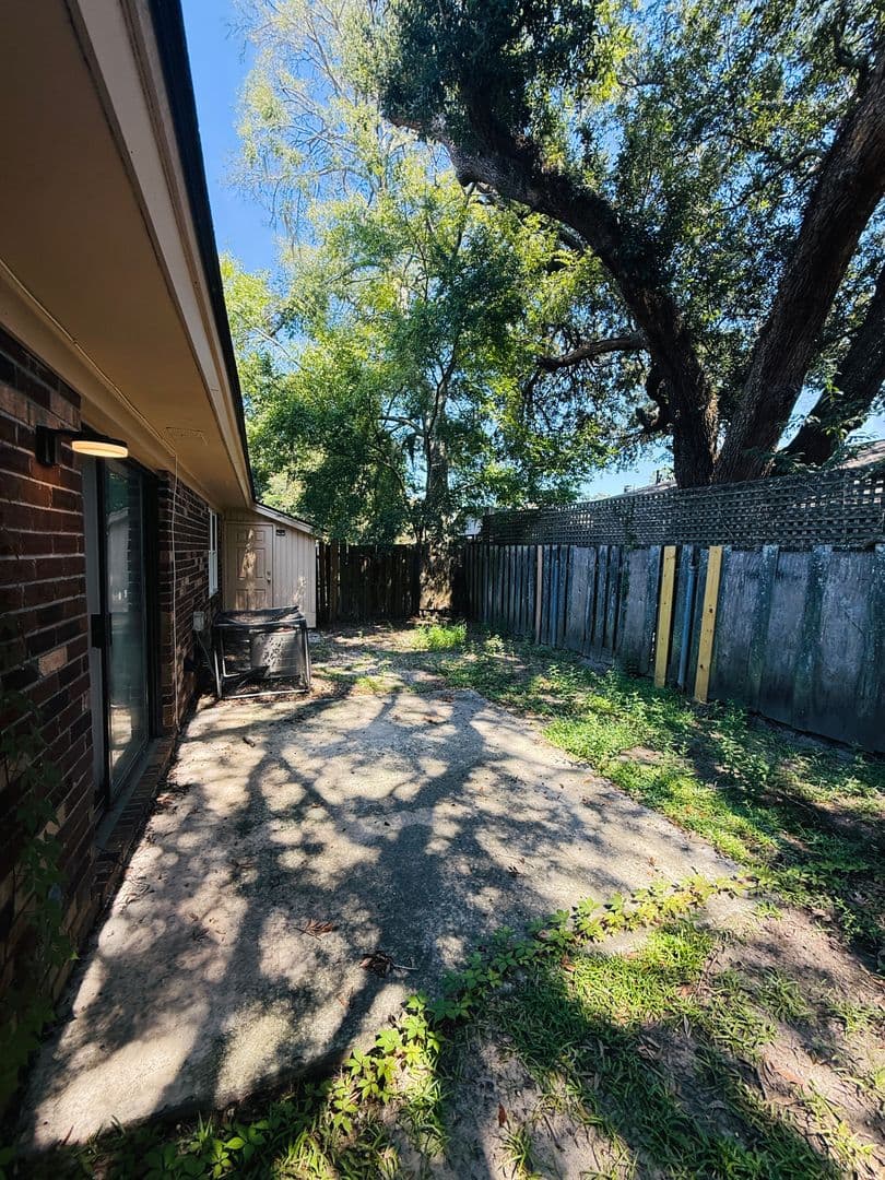 Savannah House: 2 Peach Ct.