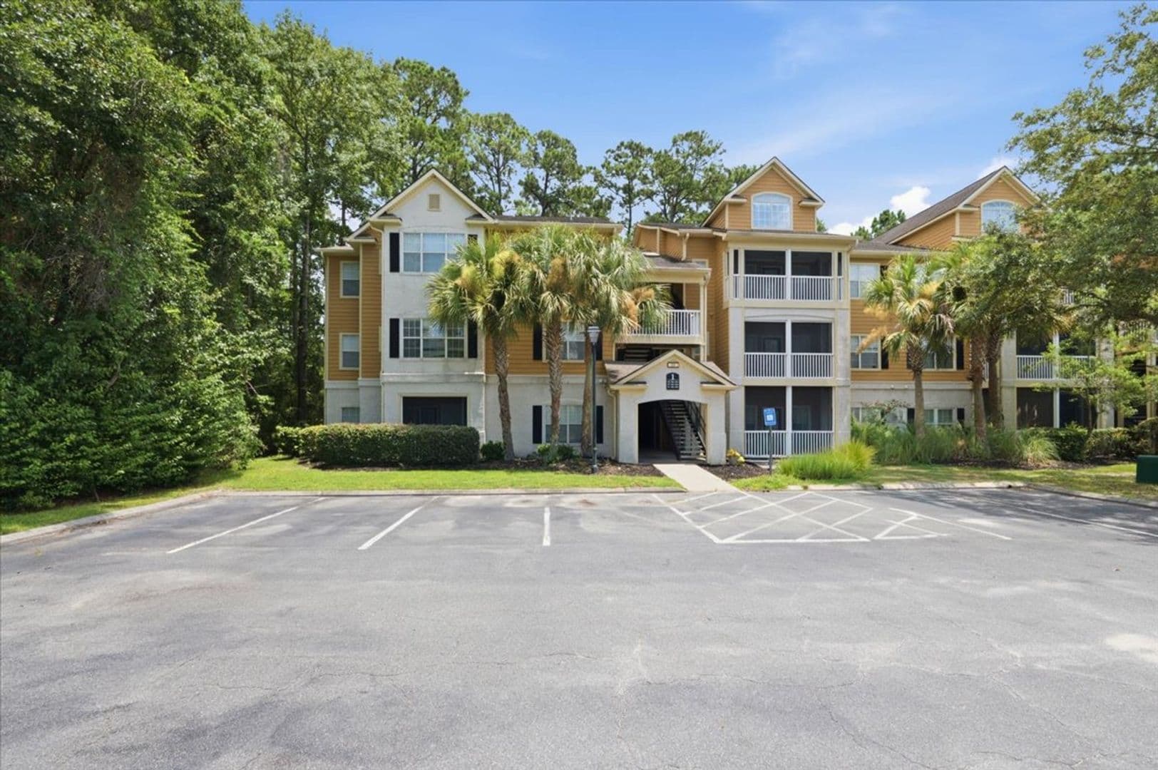 Savannah House: 1202 Walden Park Dr.
