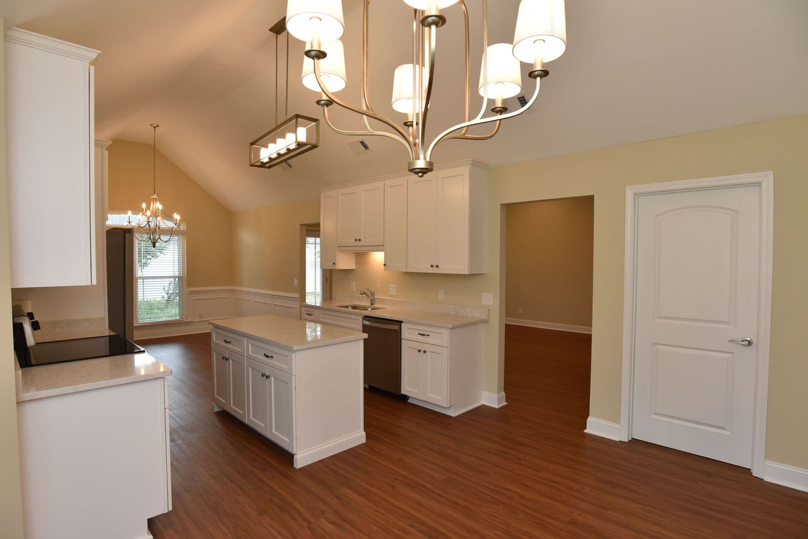 Richmond Hill House: 467 Belle Grove Circle