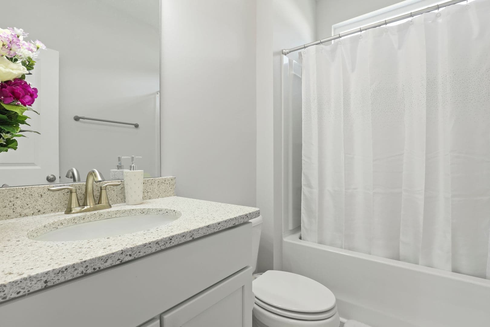 Richmond Hill House: 117 Mettler Loop
