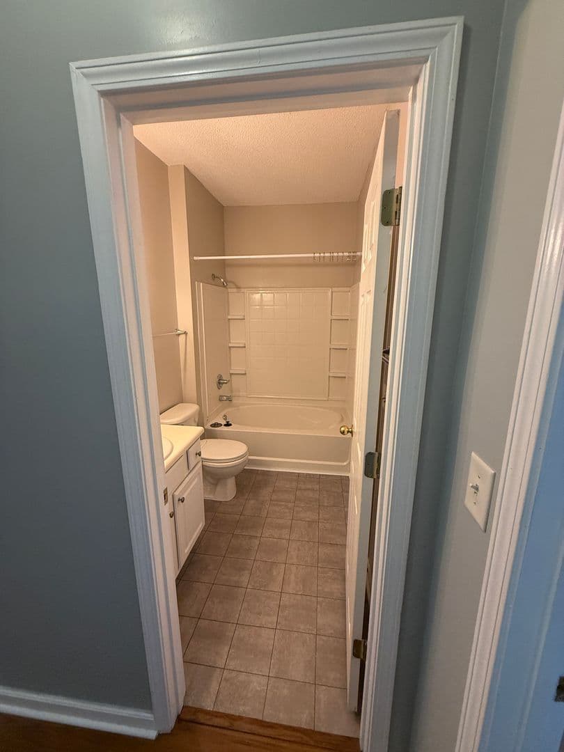 Savannah House: 9201 Walden Park Drive