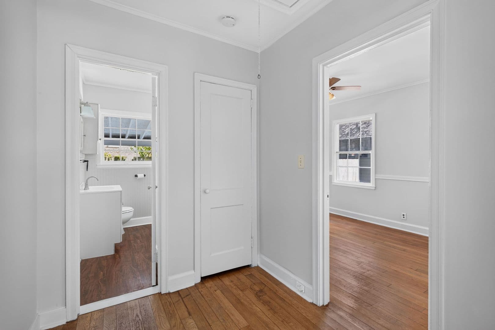 Savannah House: 216 E 57th St.