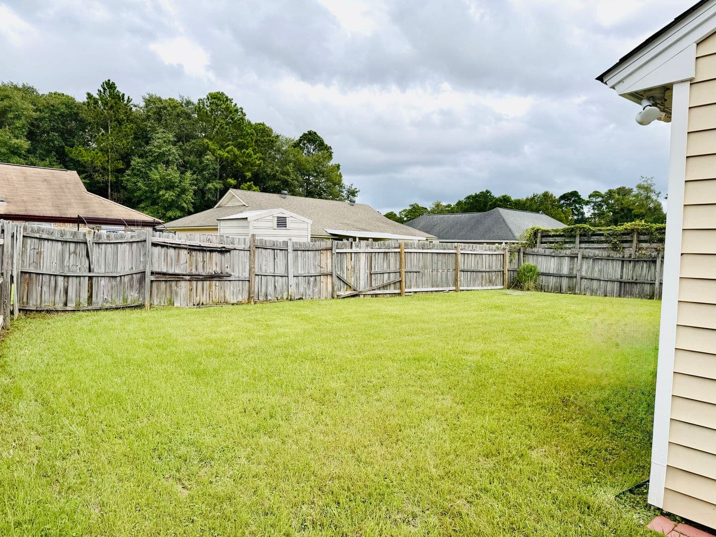 Savannah House: 212 Finn Circle