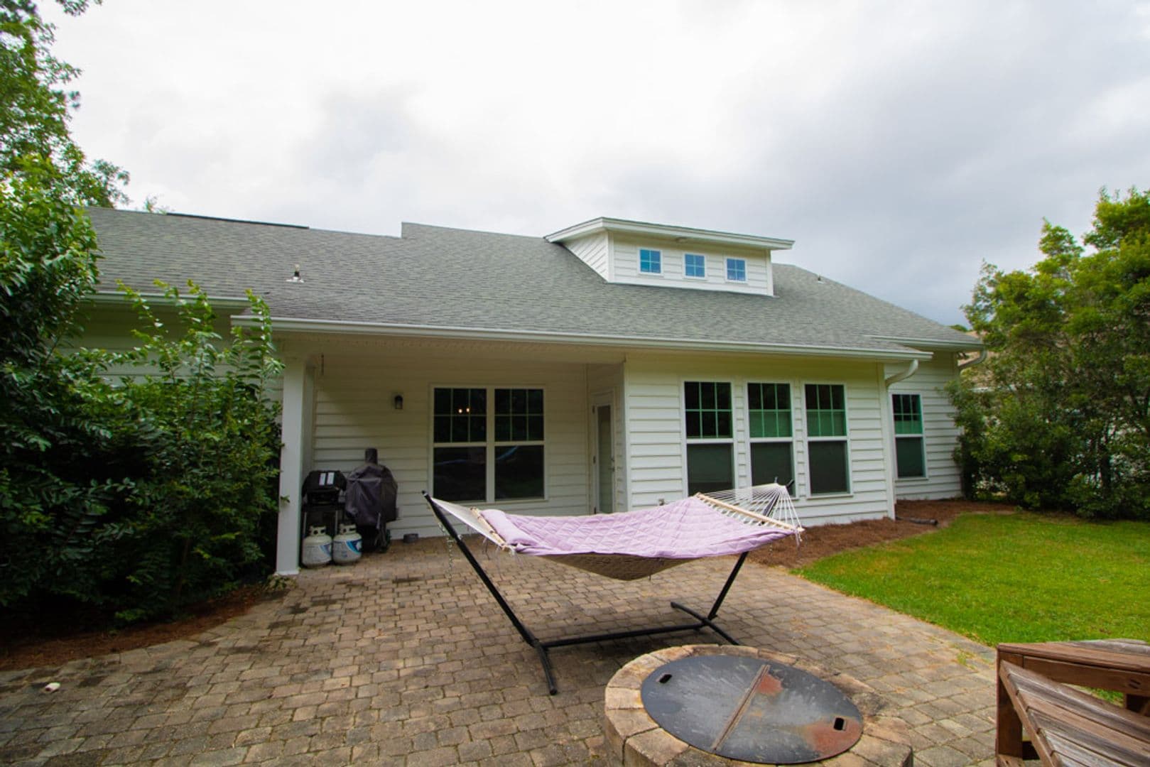 Savannah House: 4 Gresham Lane